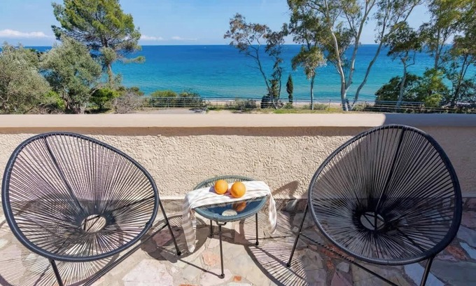 Pylos-Nestoras Apartment | Astra Beach Studio - Koroni Beachfront Nest