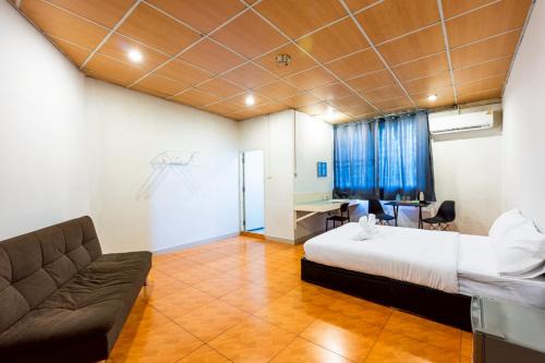 Bangkok Apartment | At Gate Suvarnabhumi Airport