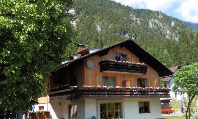 Lake Pressegger Apartment | 70 m² Apartment ∙ 2 bedrooms ∙ 8 guests