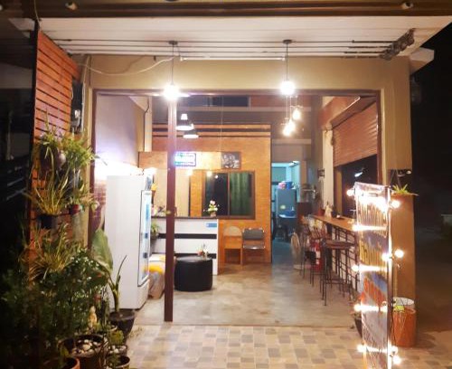 Hat Chao Samran Hostel | At home hostel
