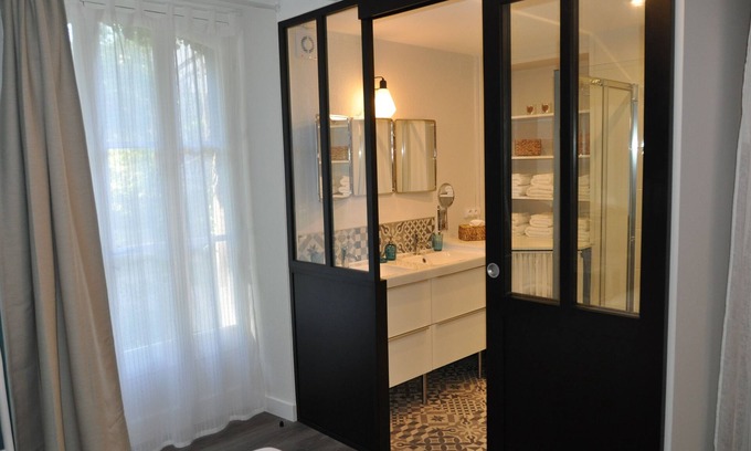 Cholet Condo | At the garden level Cholet