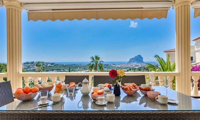 Empedrola Villa | AT350 COLINA DEL SOL