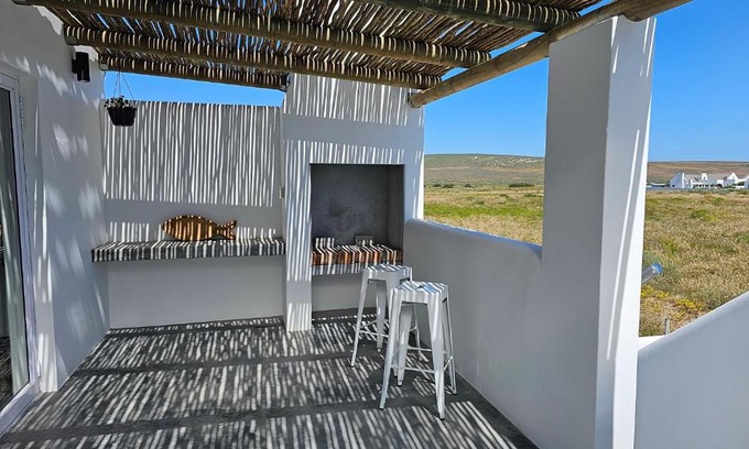 Stompneusbaai House | At3Brides Self Catering