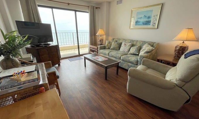 Garden City Condo | Atalaya Towers 205 - Oceanfront in Garden City Beach