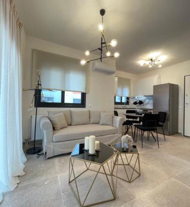 Palaio Faliro Apartment | Athenean Modern Escape near Marina Floisvos