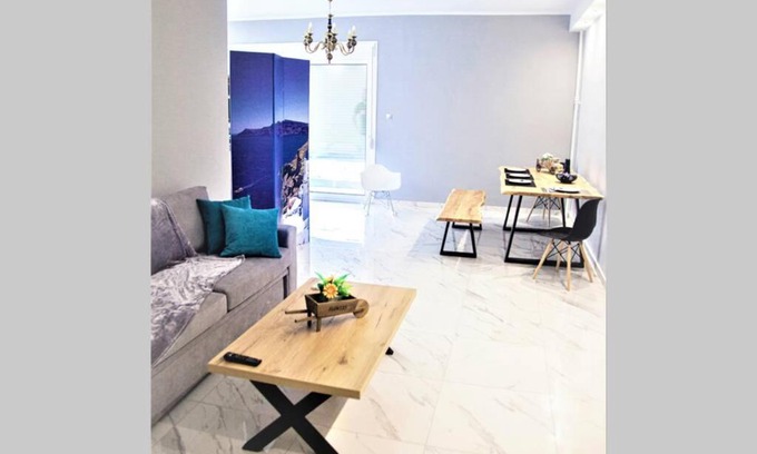 Attiki Apartment | Athens Central 3BD Apartment next to Metro Luxury