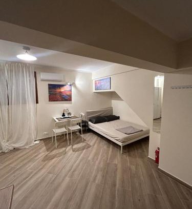 Platia Viktorias Apartment | Athens Central Apartment