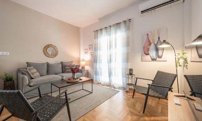 Koukaki Apartment | Athens Gem in Koukaki