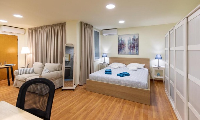 Athens City Centre Apartment | Athens Kyniska Studio