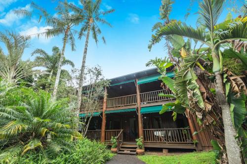 Atherton Bed & Breakfast | Atherton Blue Gum