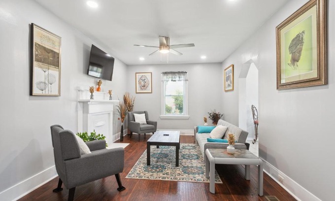 Jefferson Park House | ATL Home Close to Airport, Tyler Perry, Betline home