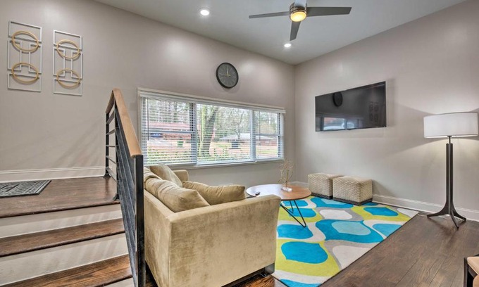 Church Street House | Atlanta Retreat with Deck in Greenbriar Area!