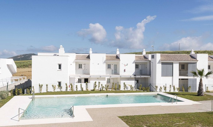Atlanterra House | ATLANTERRA SUNSET HOME - Modern flat with shared pool only 10 minutes from the beach and w