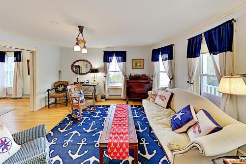 Boothbay Harbor House | Atlantic Gardens