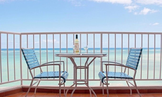 Isla Verde Apartment | Atlantic View - Two Bedroom Apartment, Sleeps 6
