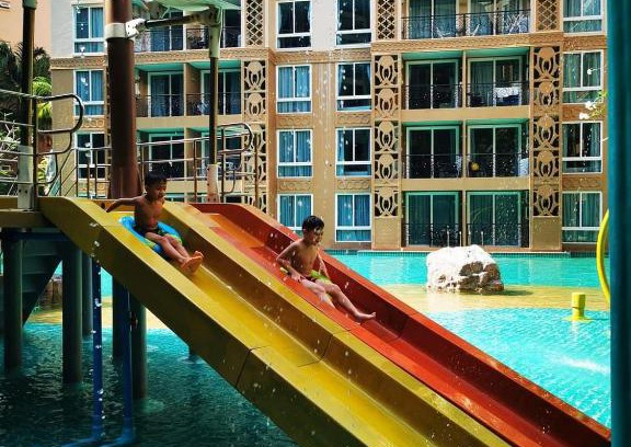 Na Kluea Apartment | Atlantis condominium Jomtien by Richard