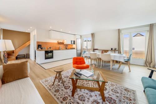 Le Rosais-La Flourie Apartment | ATLAS beautiful 2-Bed Apartment near the Sea