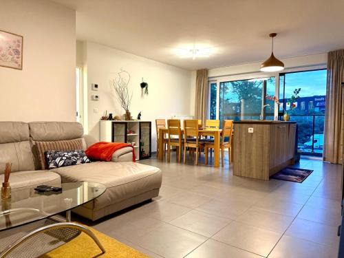 Laken Apartment | Atomium Victory