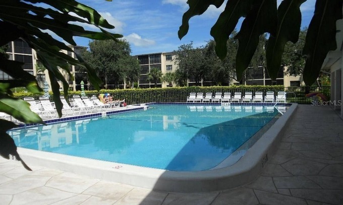 West Samoset Condo | ATTENTION SNOWBIRDS-ESCAPE AND RELAX IN THIS BEAUTIFUL SETTING!