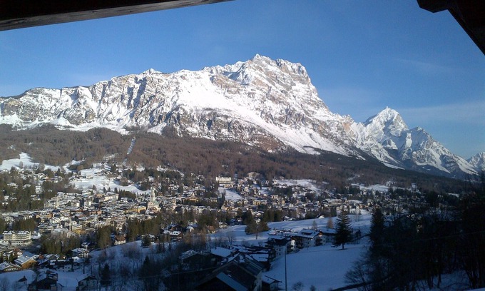 Cortina d'Ampezzo Apartment | ATTIC OVERVIEW 5 minutes from the center of Cortina