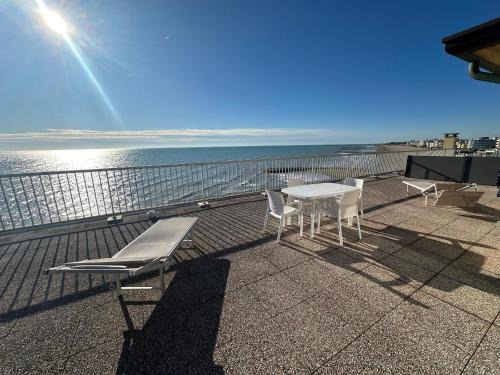 Old Town Apartment | ATTIC PARADISE Big Terrace on the Sea - AGENZIA COCAL
