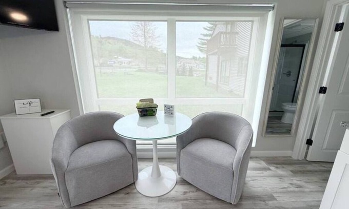 Bartlett Condo | Attitash: 2 Condos in lovely Bartlett with AC, WiFi, fitness room