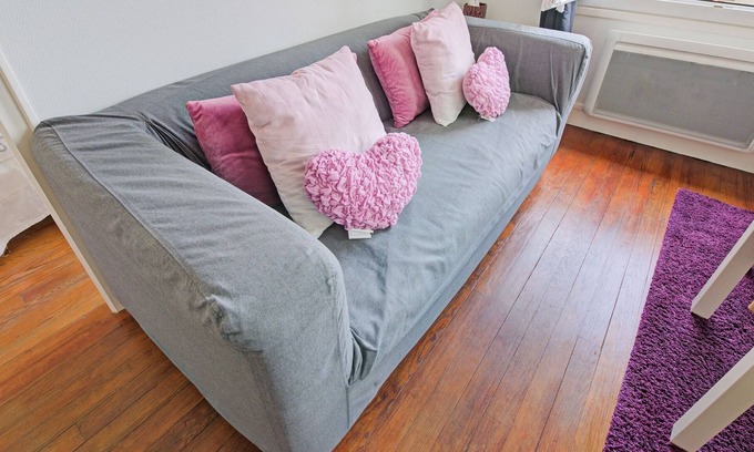 Isigny-sur-Mer Cottage | Attractive Apartment in Isigny-sur-Mer