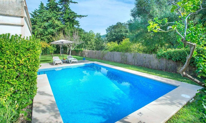 Pollensa Villa | Attractive Countryside Retreat, Idyllic Location, Superb Views, A/C, Private Pool close to Pollenca