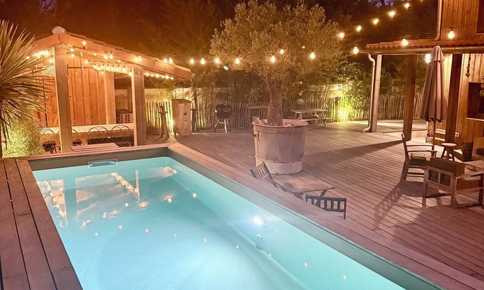 Saint-Trojan-les-Bains Villa | Atypical villa "Cabane Oléron" with heated swimming pool