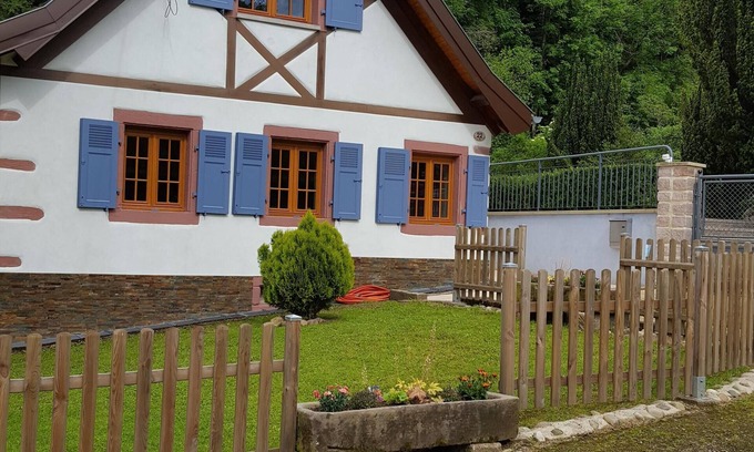 Sainte-Marie-aux-Mines Cottage | Atypical Cottage in the Chapel of the Miners