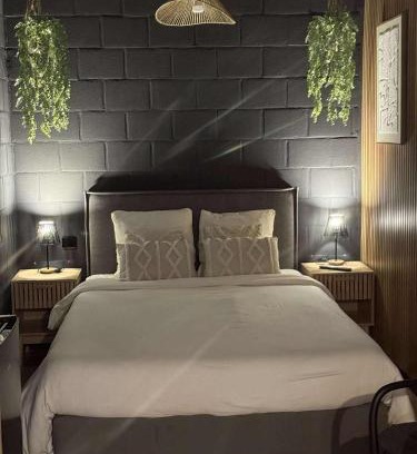 Tournai Bed & Breakfast | Au bât Tournai chambre Bohème