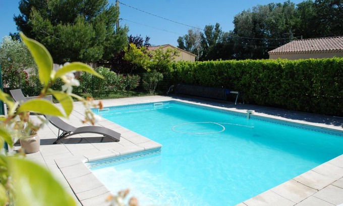 Pujaut Bed & Breakfast | Au Bon Penequet