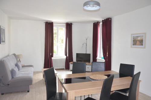 Chambon-sur-Voueize Apartment | AU BORD DE L'EAU appartement 50 M2
