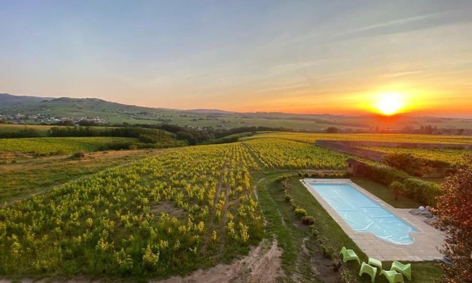 Maconnais Beaujolais Agglomeration Apartment | Au cœur des vignes Chénas du Beaujolais