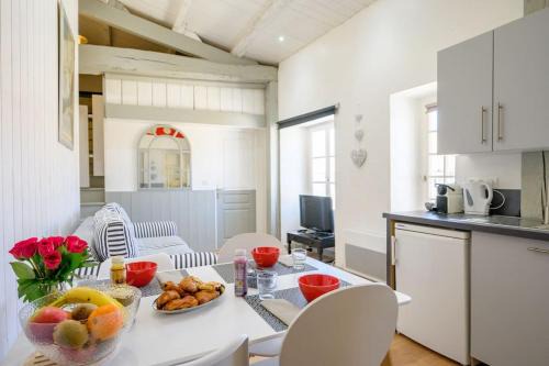 Saint-Martin-de-Re Apartment | Au cœur de St Martin: L'Arnerault