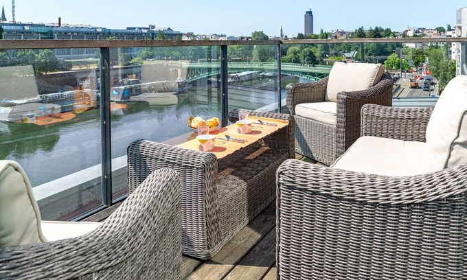 Saint-Felix Apartment | Au Fil de L'Erdre - Spacieux avec terrasse, vue sur l'Erdre