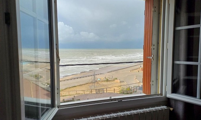 Ault Apartment | Au gré des marées 2 appartement face à la mer 2ème étage