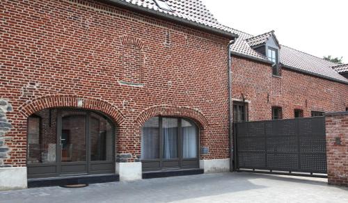 Tournai House | Au Moulin à Paroles