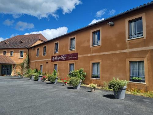 Hautefort Hotel | Au Périgord Noir