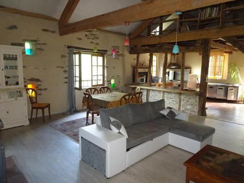 La Salvetat-Peyrales House | Auberg'IN Gîte