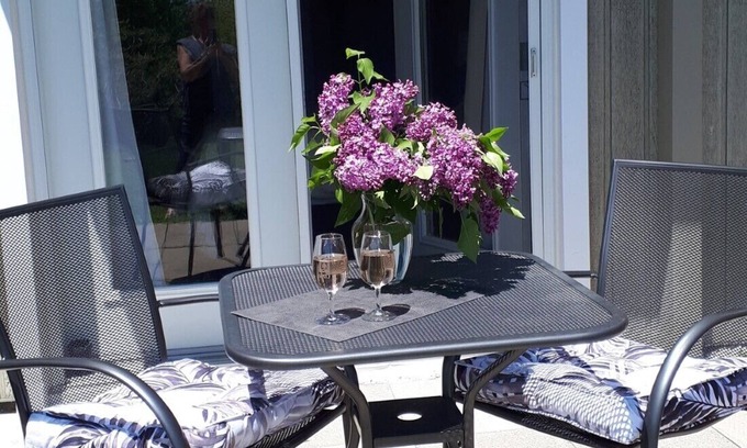 Magog Bed & Breakfast | Auberge Aux Deux Pères