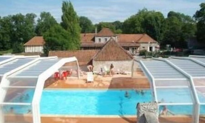 Guines Hotel | Auberge du Colombier