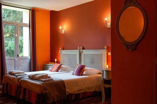 Saint-Quentin-en-Yvelines Hotel | Auberge du Manet