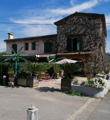 Le Plan-de-Grasse Hotel | Auberge les Aromes