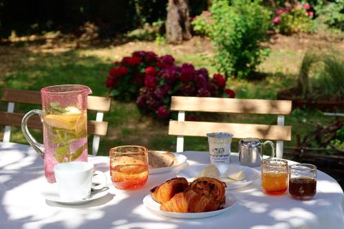 Sainte-Gemme-en-Sancerrois Hotel | Auberge Sainte-Gemme