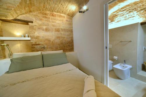 Foligno House | Auditorium Rooms