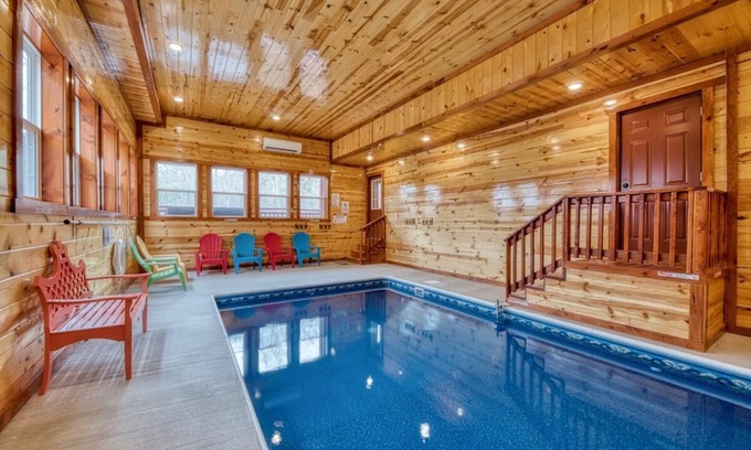 Gatlinburg - Pigeon Forge Cabin | August Dates Open! Fantastic Rates/Discount! Prime Location w/Top Amenities!