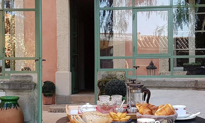 Aumes Bed & Breakfast | Aumes Sweet Home Chambre d'Hôtes