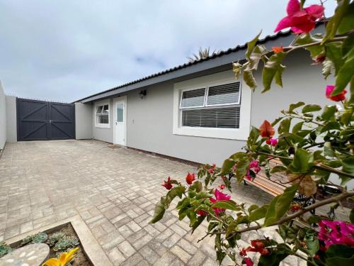Walvis Bay Apartment | AuobCorner