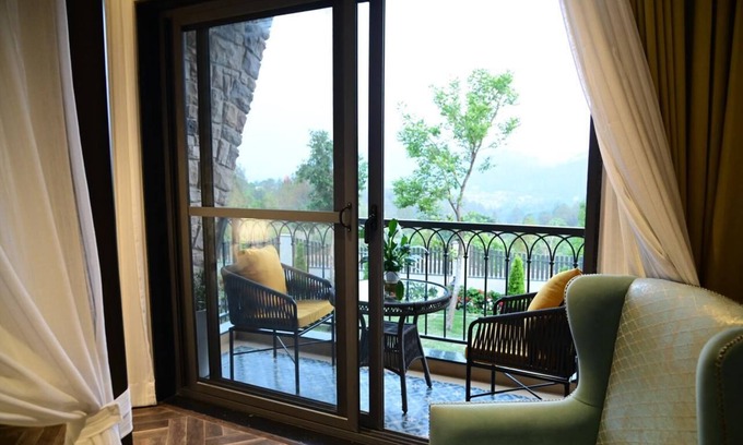 Bhimtal Villa | Aura Luxury Stays